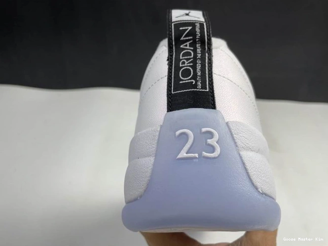 AIR (2021) 12 LOW RETRO JORDAN DB0733-190 EASTER 0717
